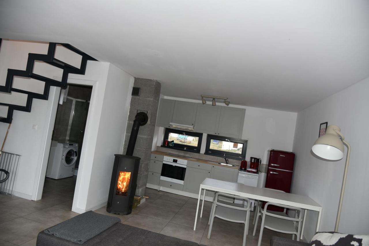 Slajszowki-domki Caloroczne Ferienhaus *